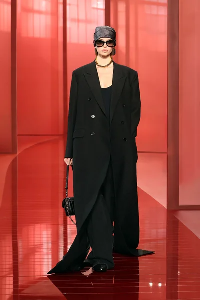 Look 54